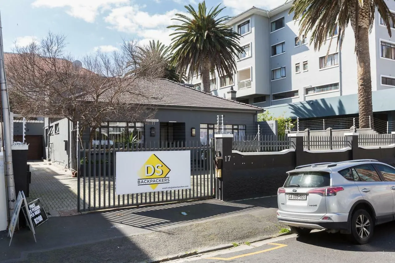 Ds Backpackers In Sea Point Pansiyon Cape Town 0*,